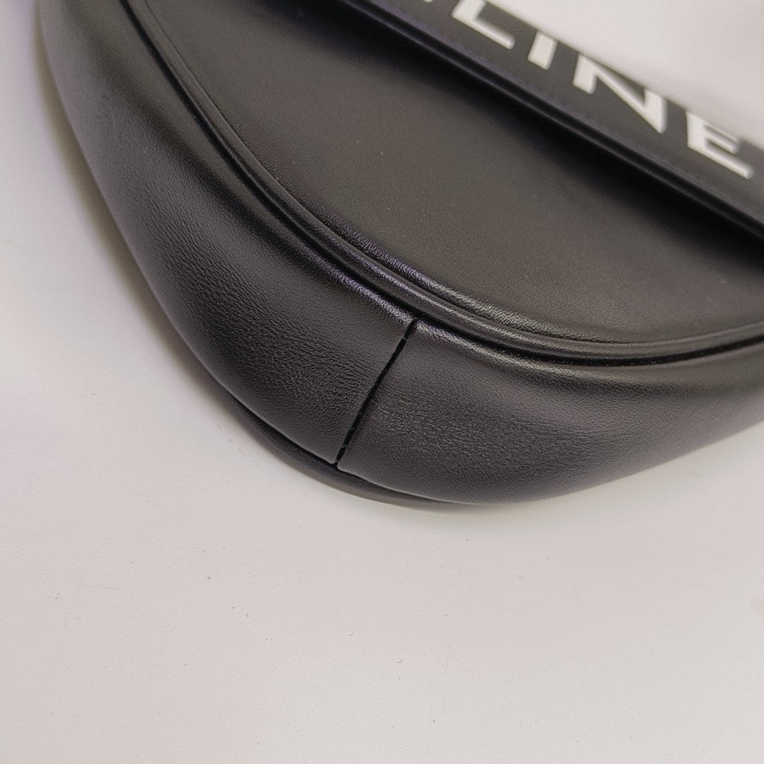 TRIANGLE Calfskin Black
