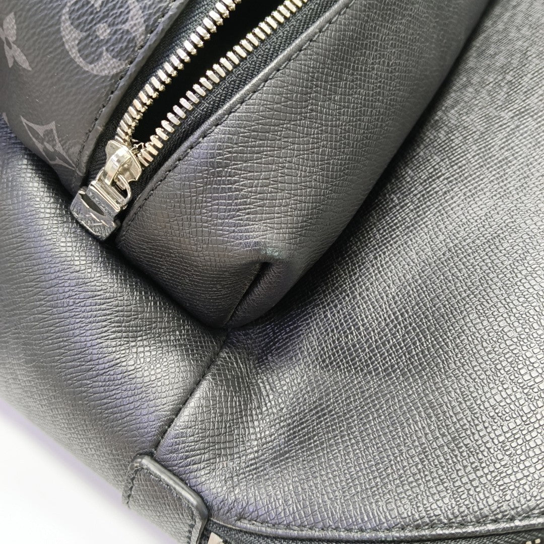 DISCOVERY PM Monogram Coated Canvas Black