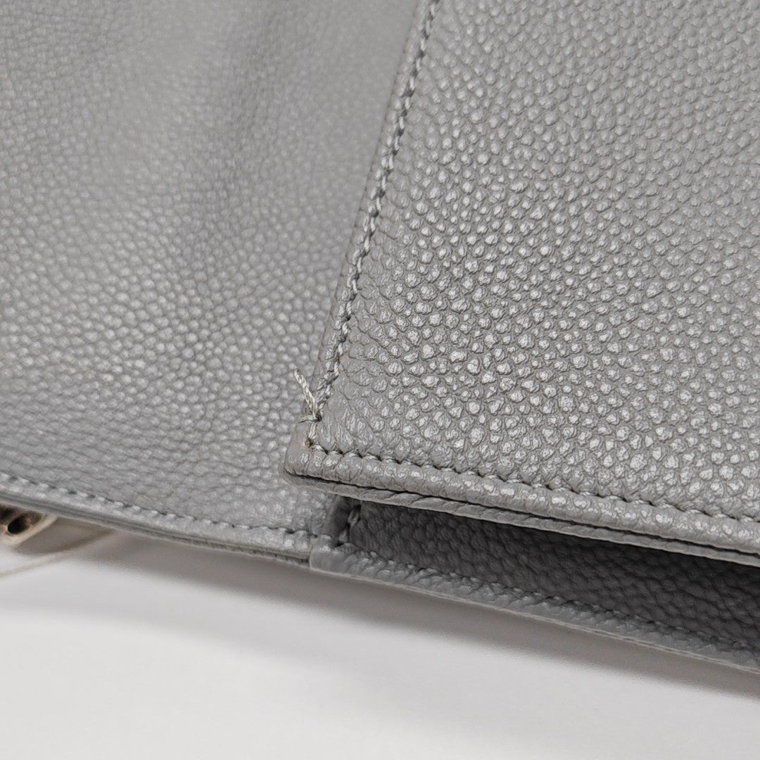 Diorama Medium Cannage Calfskin Gray