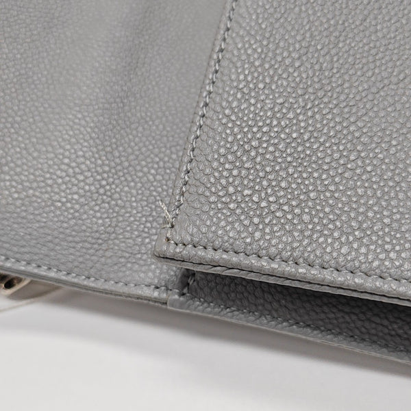 Diorama Medium Cannage Calfskin Gray