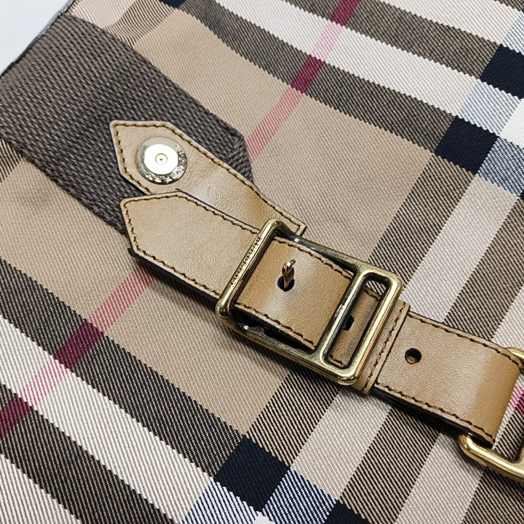 Canvas Brown