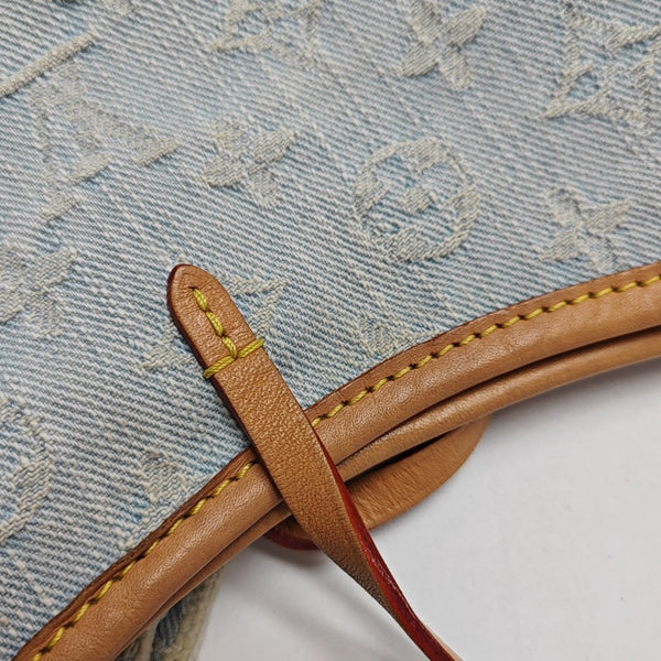 CARRYALL PM Monogram Canvas Blue