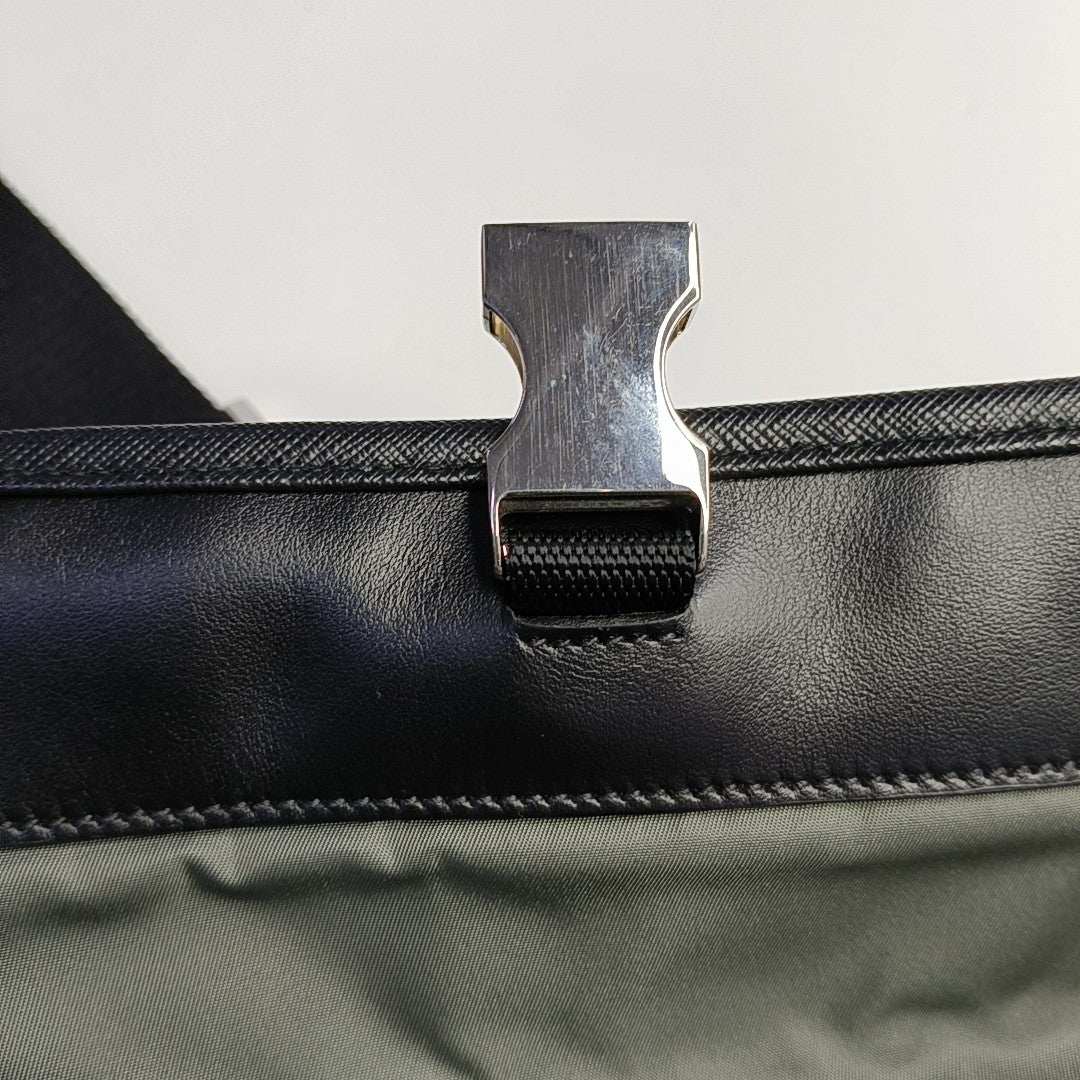 Nylon Gray