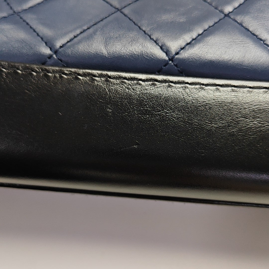 Authenticated pre-owned  GABRIELLE Quilted Calfskin Blue - Crossbody Bag at Looply