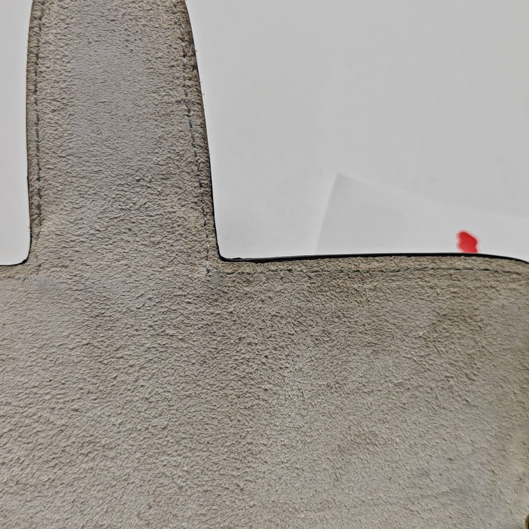 SYMMETRICAL Calfskin Gray
