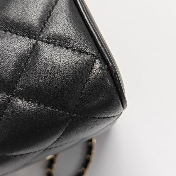VANITY CASE Small Quilted Lambskin Black