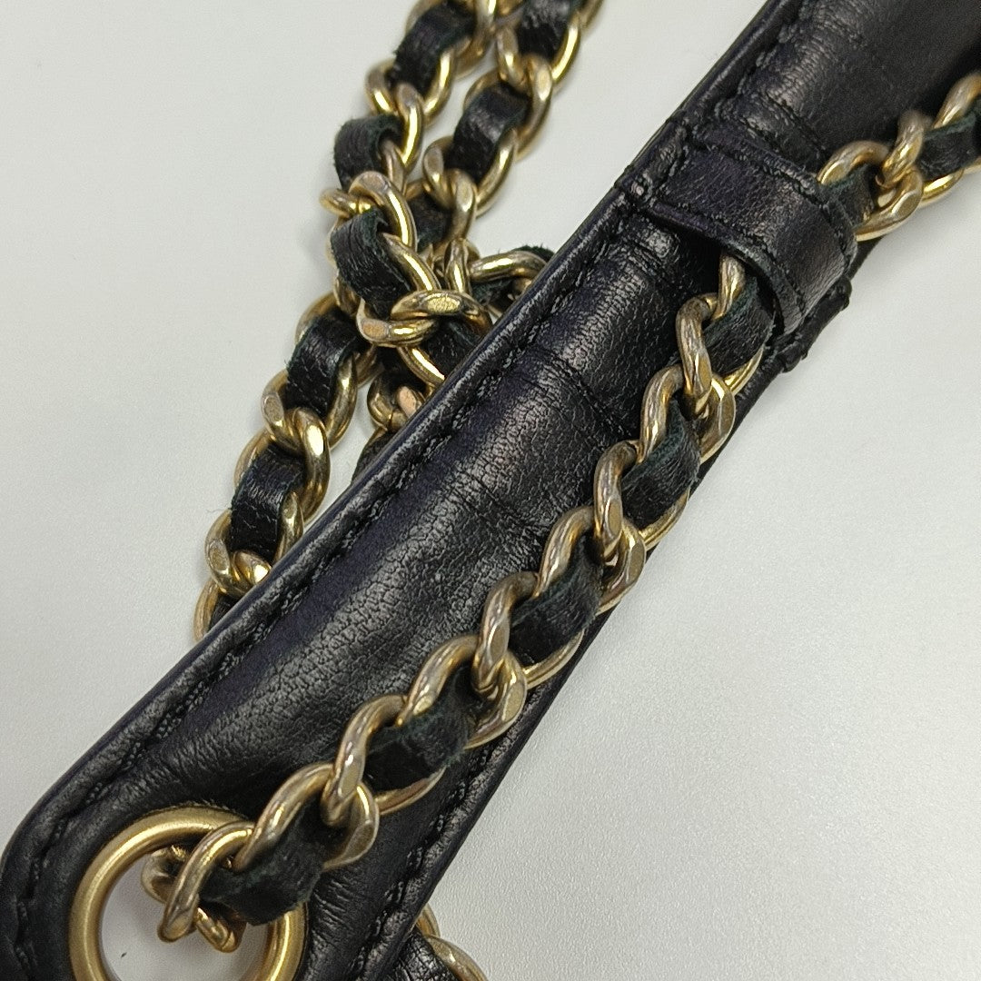 Quilted Lambskin Shoulder Bag Black
