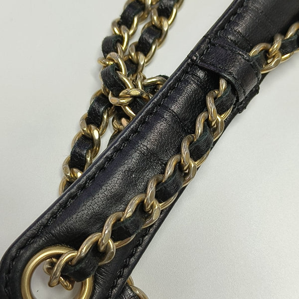 Quilted Lambskin Shoulder Bag Black