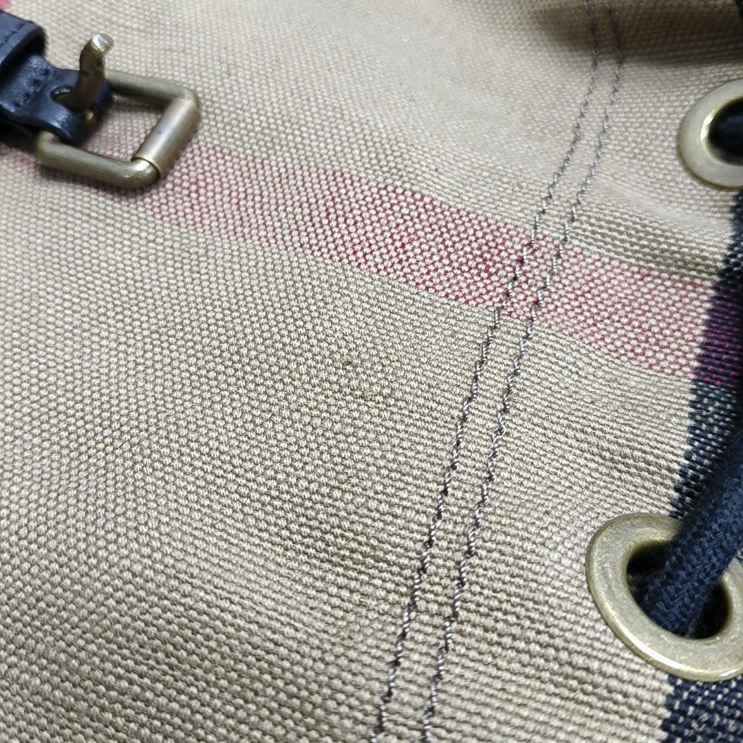Canvas Brown