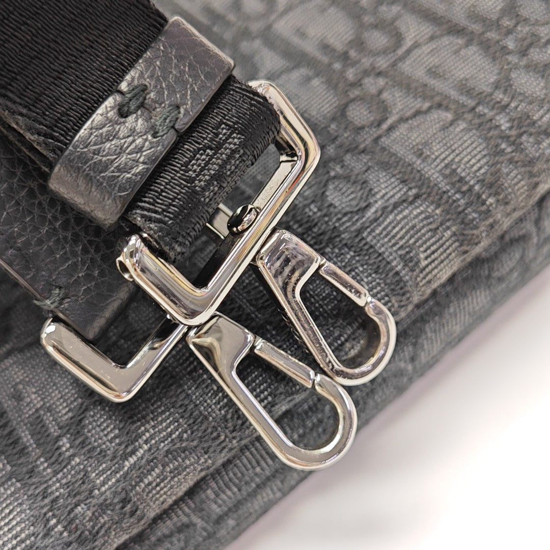 Canvas Black