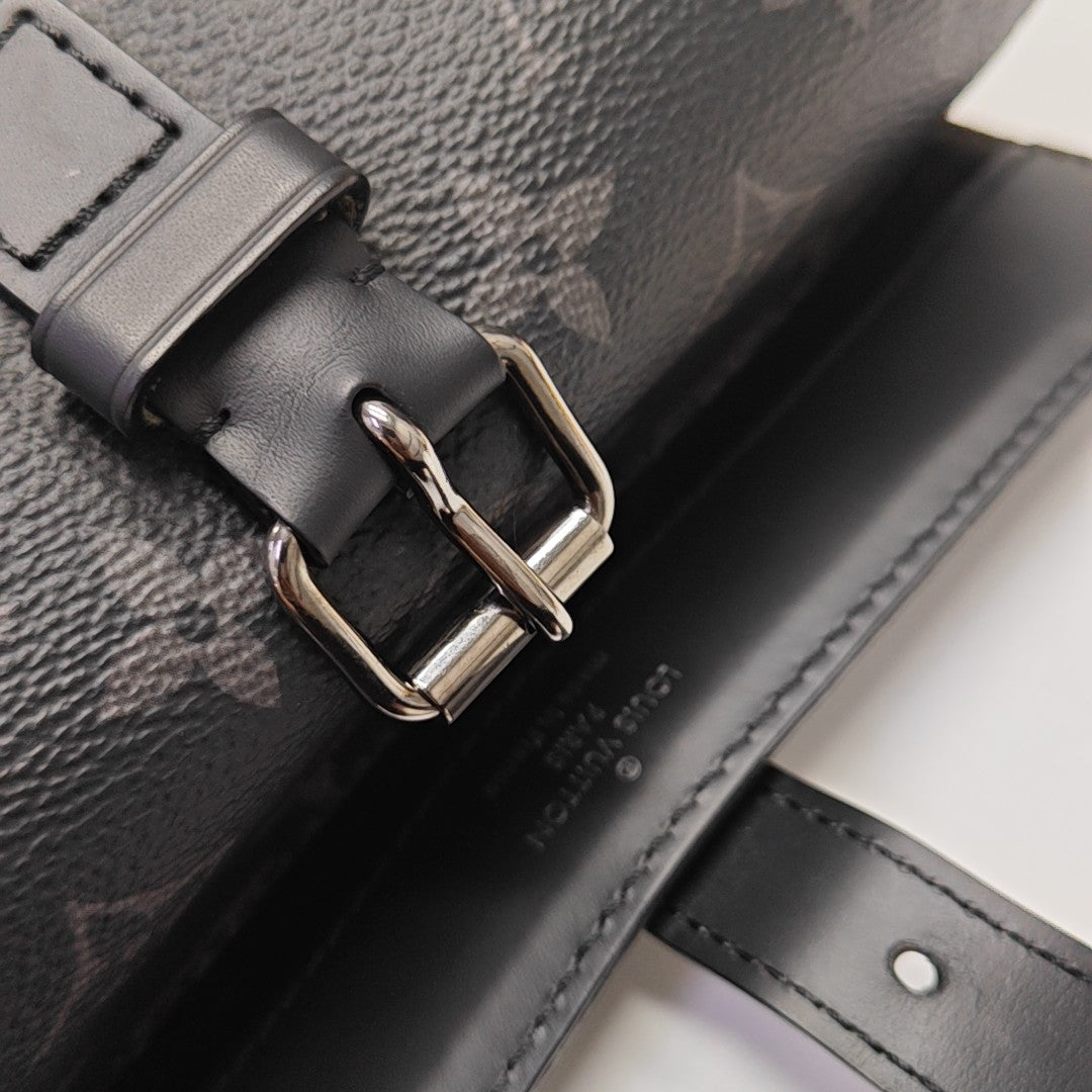 Damier Graphite Coated Canvas Clutch Gray