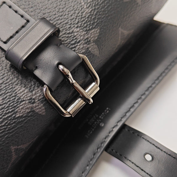 Damier Graphite Coated Canvas Clutch Gray