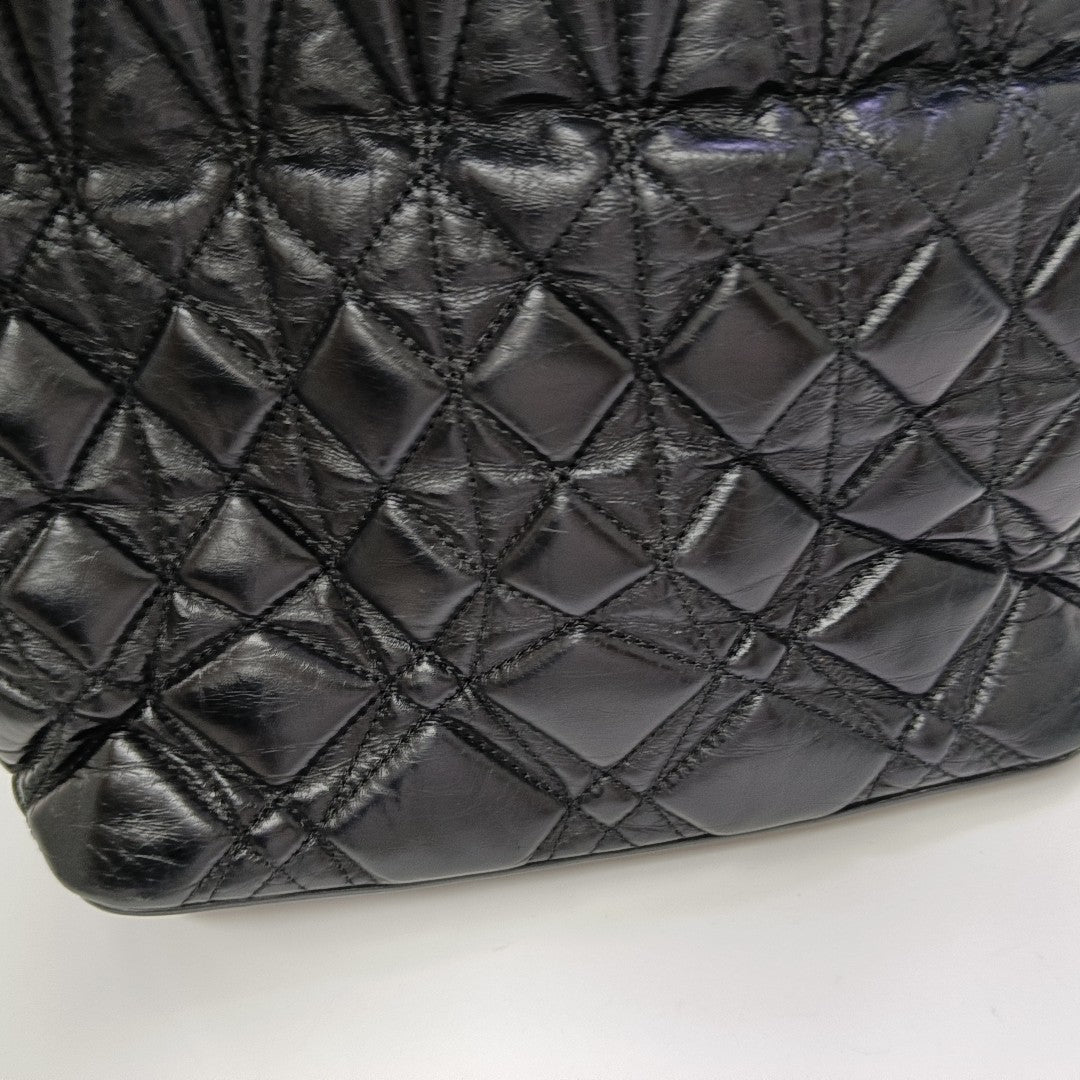 Quilted Calfskin Shoulder Bag Black