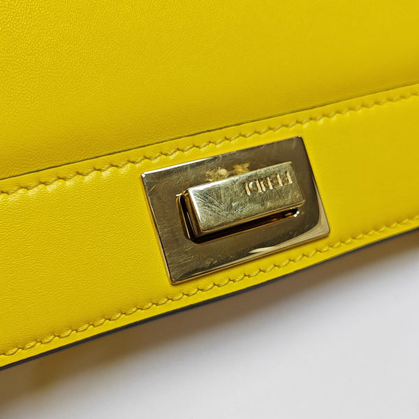 Peekaboo Medium Calfskin Yellow