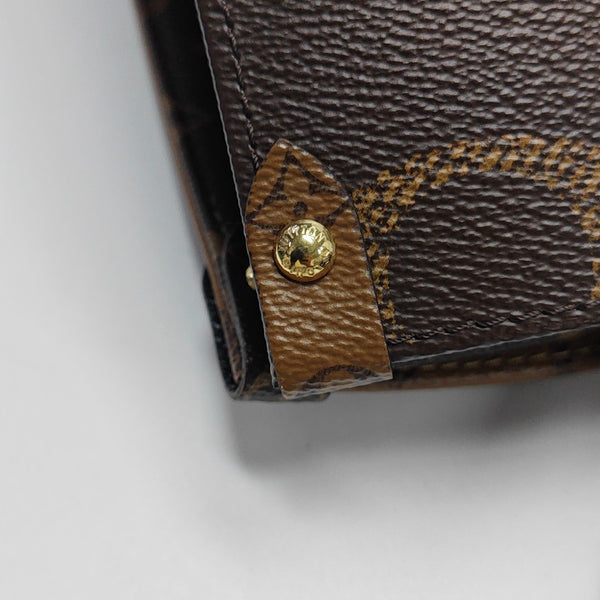 Authenticated pre-owned  ONTHEGO MM Monogram Coated Canvas Brown - Tote Bag at Looply
