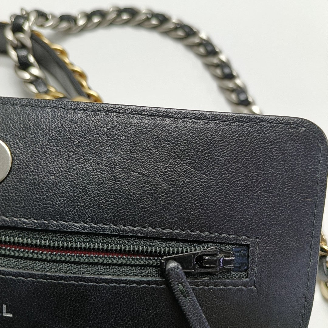 CHANEL 19 Small Quilted Lambskin Black