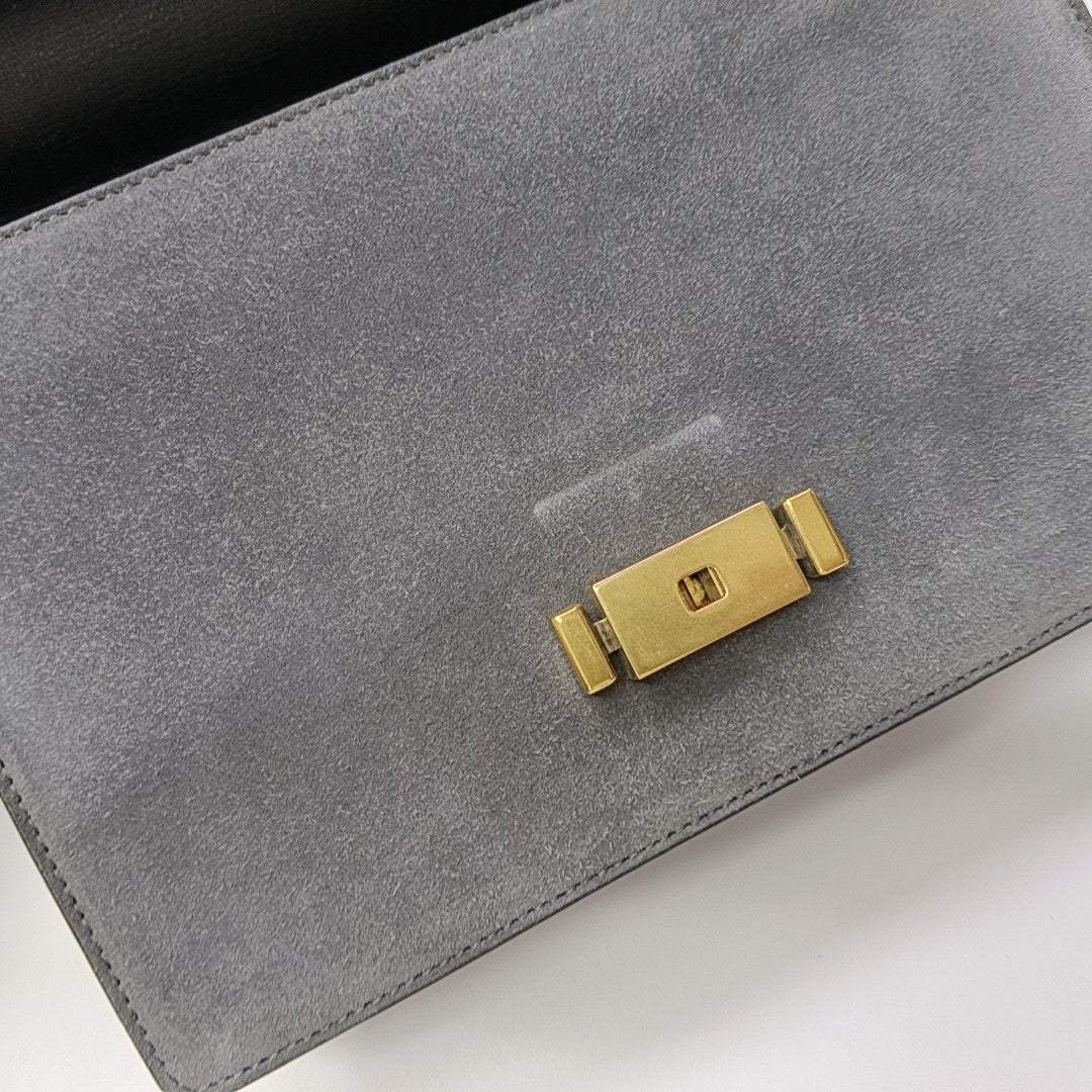BELLECHASSE Calfskin Black