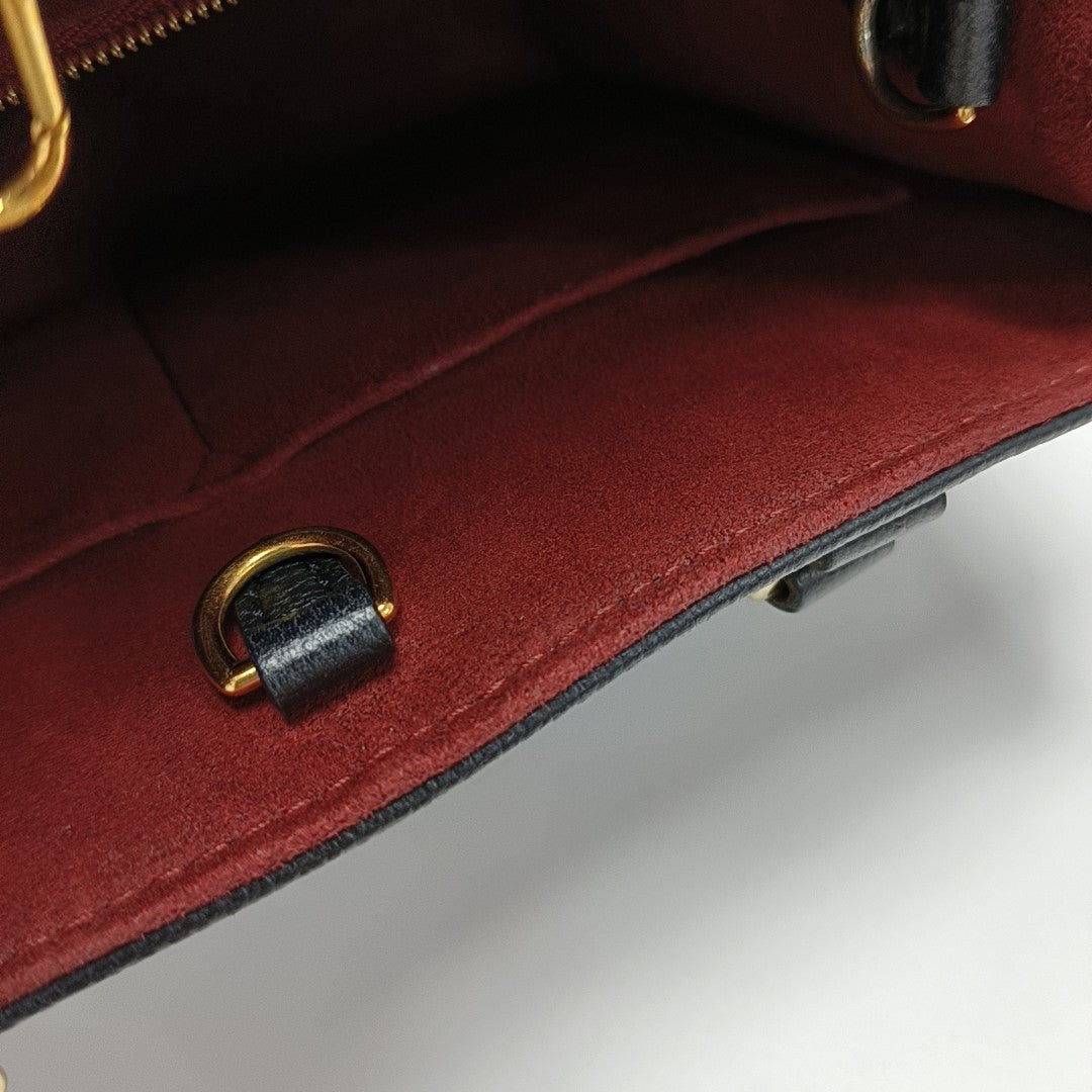 ONTHEGO PM Calfskin Black