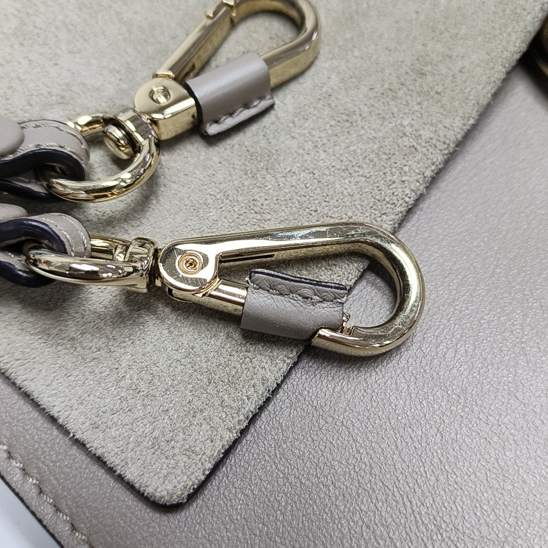 Faye Medium Calfskin Gray
