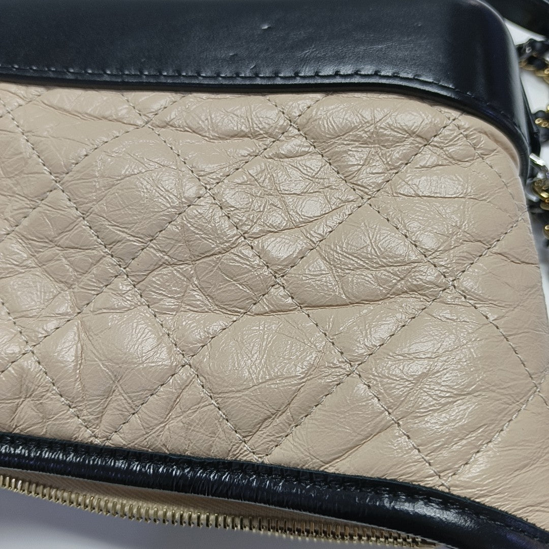 GABRIELLE Small Quilted Calfskin Beige