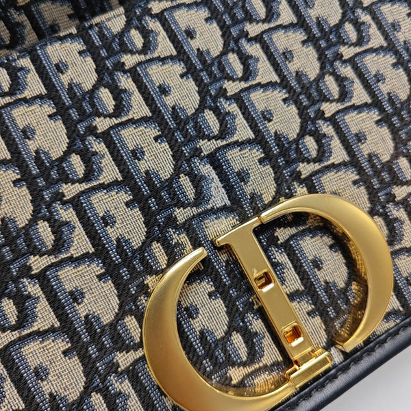 30 Montaigne Oblique Canvas Blue