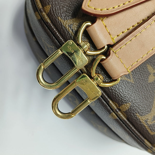 SAUMUR BB Monogram Coated Canvas Brown