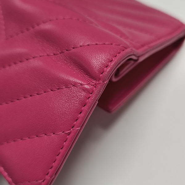 CLASSIC FLAP Chevron Lambskin Red Wallet