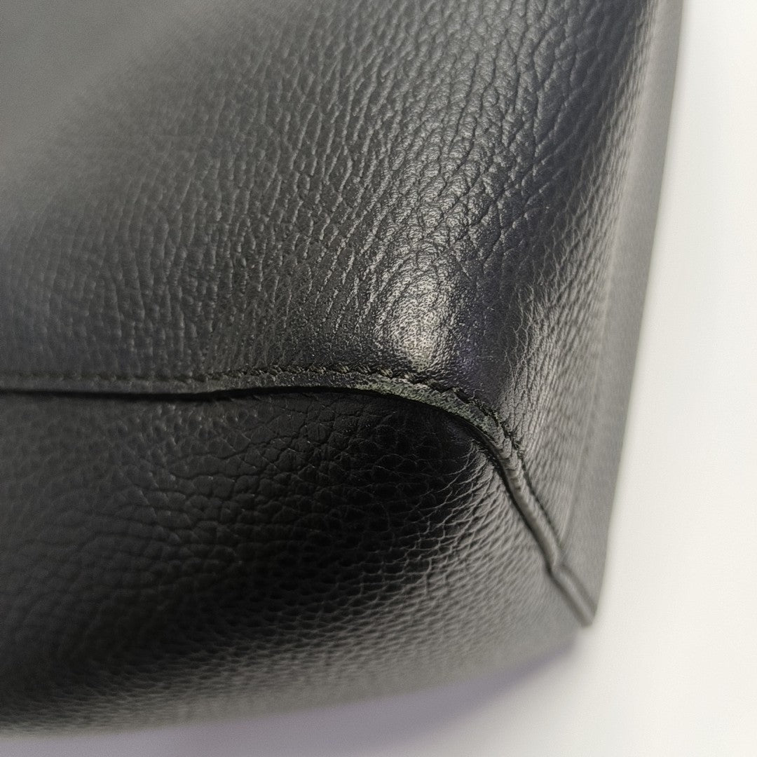 Swing Calfskin Black
