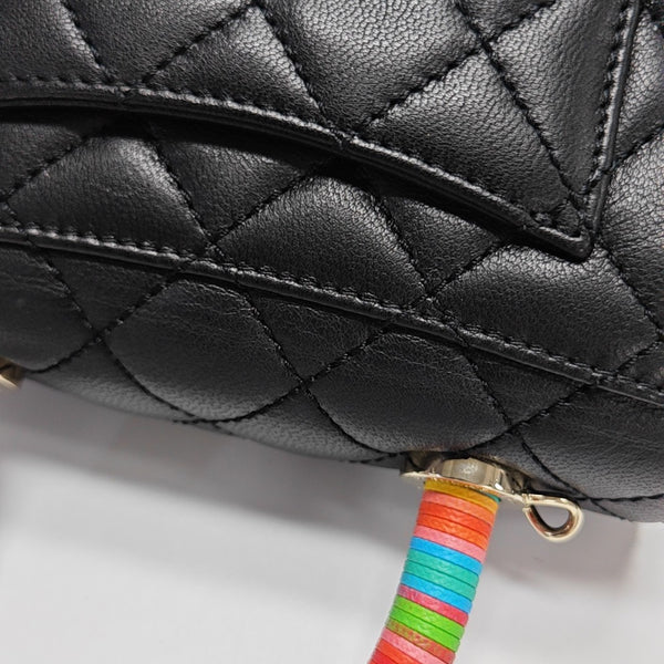 COCO HANDLE Mini Cordero Acolchado Negro