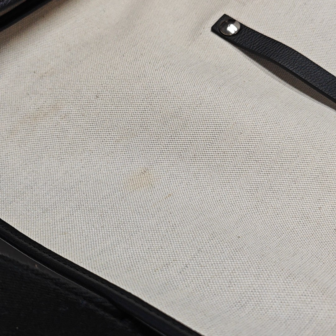 Capétien Coated Canvas Black