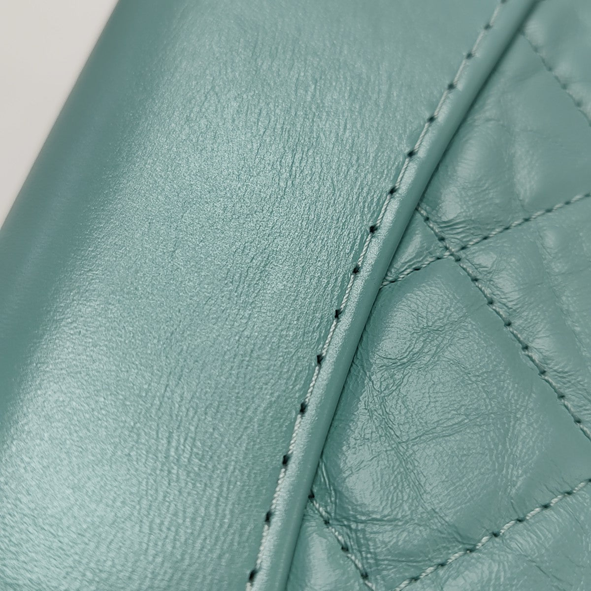 GABRIELLE Small Quilted Calfskin Green