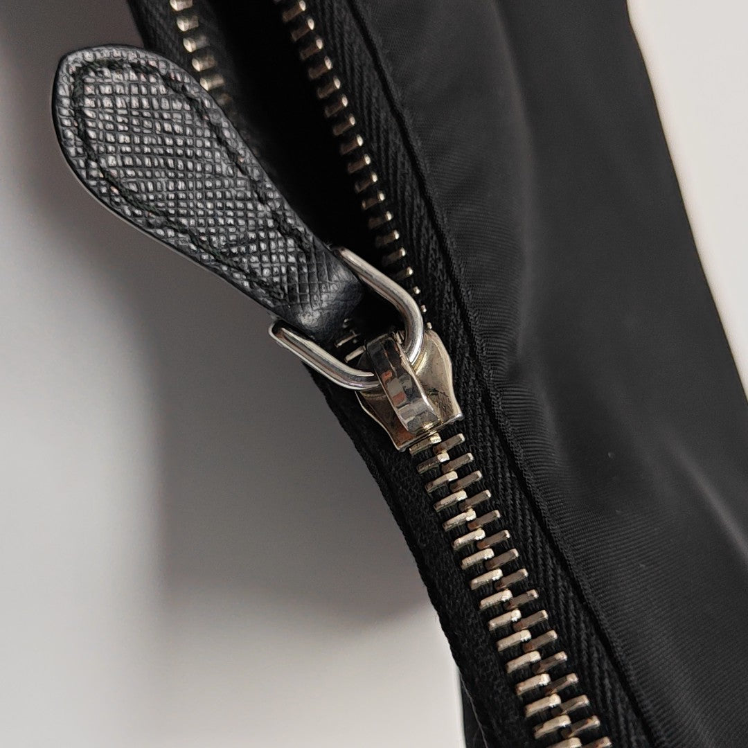 Re-Edition2005 Nylon Black