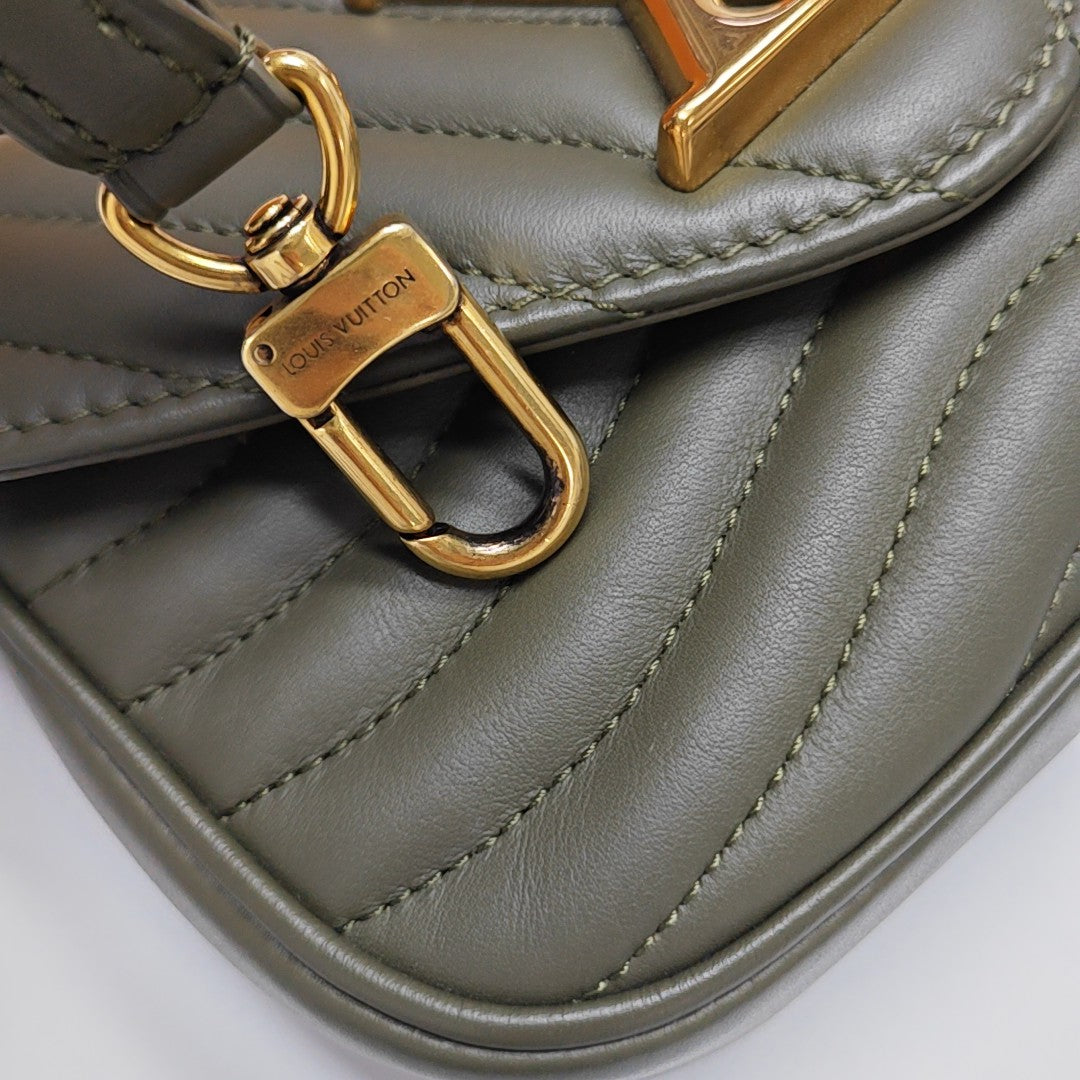 NEW WAVE Quilted Calfskin Green