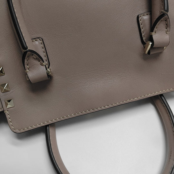 Rockstud Calfskin Pink