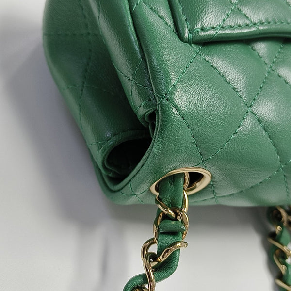 CLASSIC FLAP Mini Quilted Lambskin Green