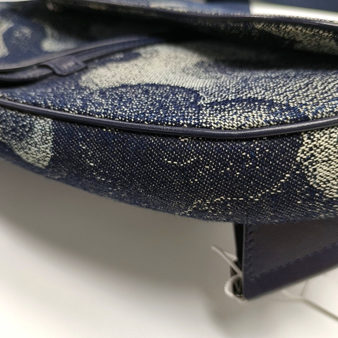 Saddle Fabric Black