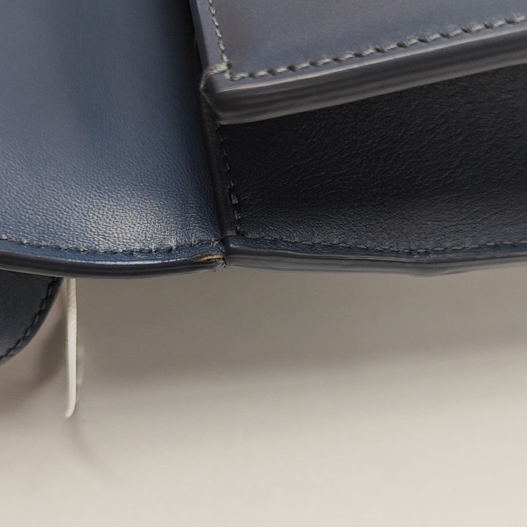 30 Montaigne Calfskin Blue