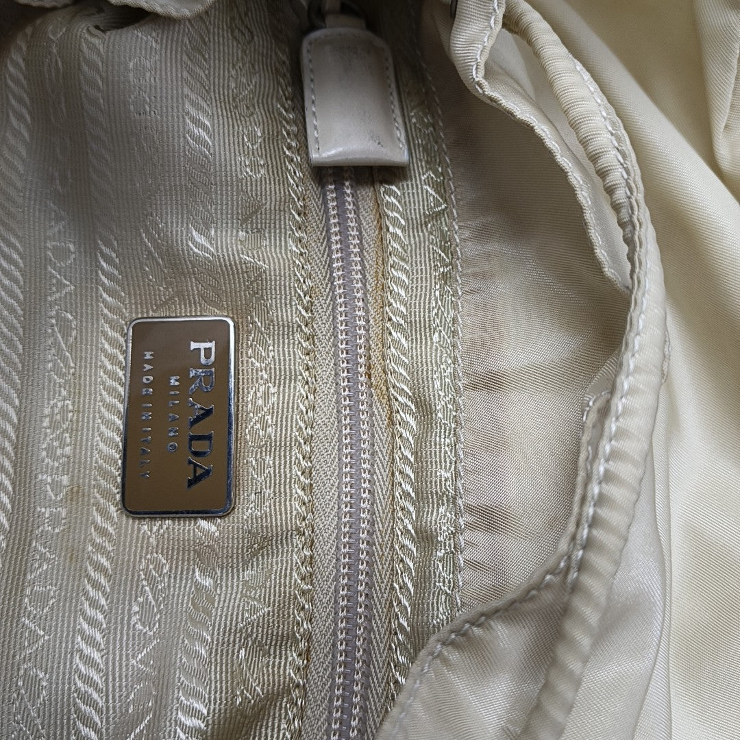 Re-Nylon Medium Nylon Beige