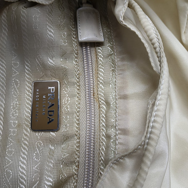 Re-Nylon Medium Nylon Beige