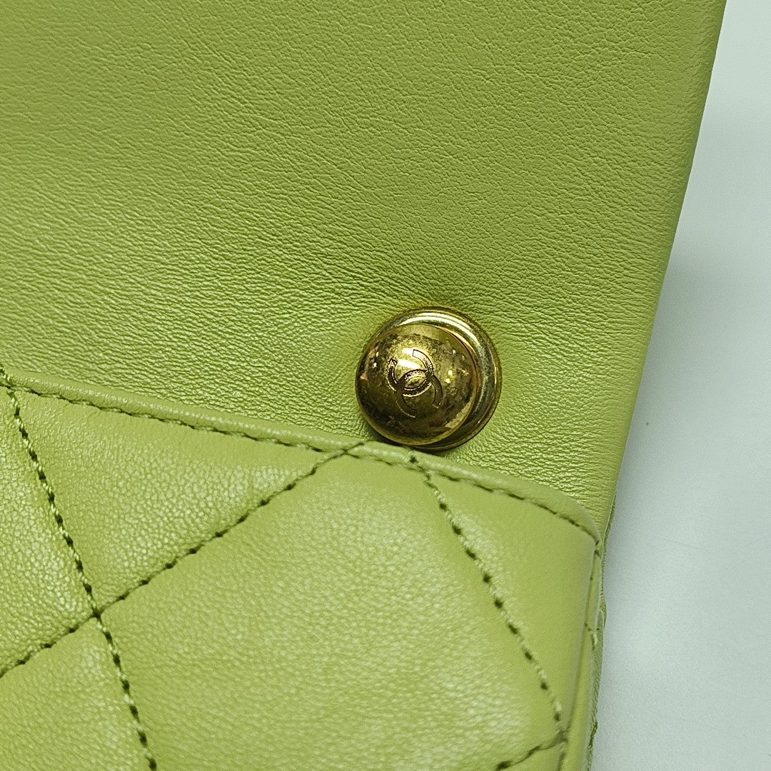 CLASSIC FLAP Mini Quilted Calfskin Green