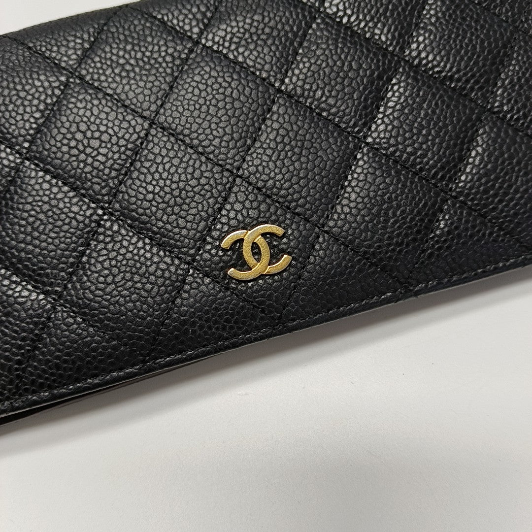 Quilted Grained Calfskin Wallet Black