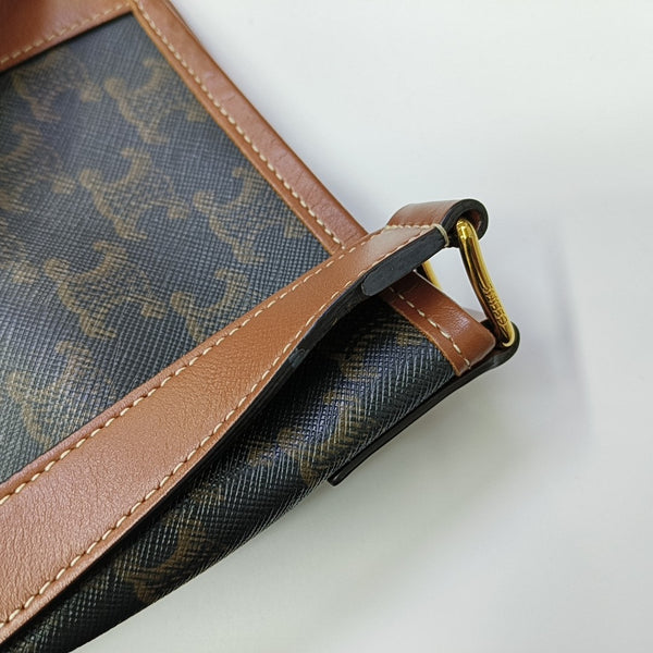TRIOMPHE CANVAS Small Coated Canvas Brown
