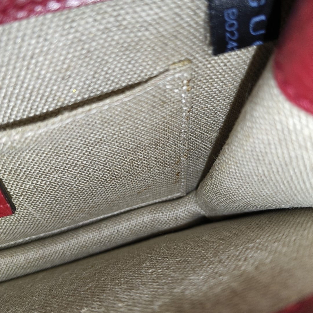 Interlocking G Small Calfskin Red