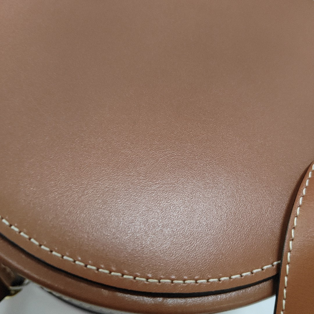 Authenticated pre-owned  TRIOMPHE Medium Coated Canvas Brown - Shoulder Bag at Looply
