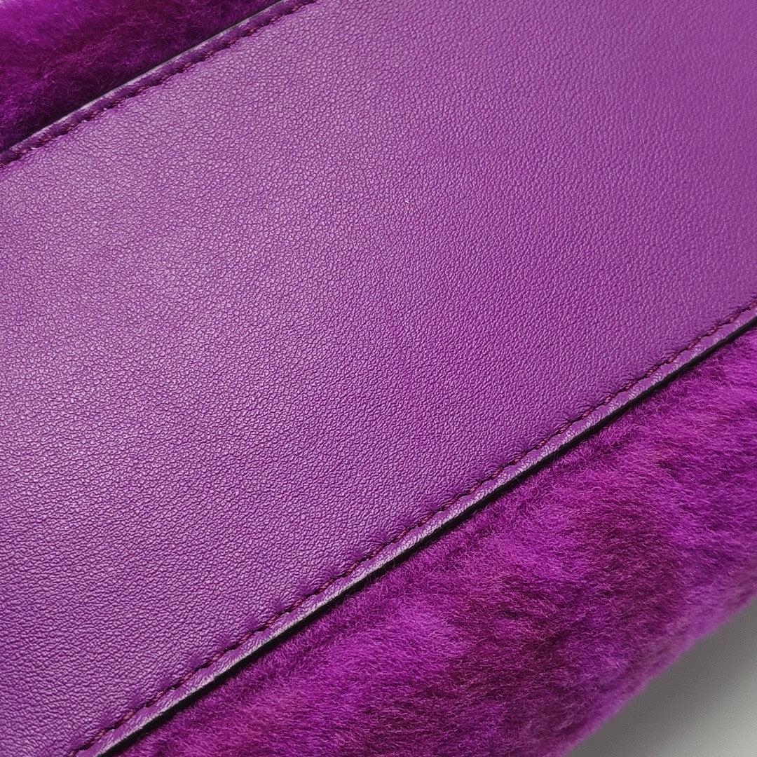 Peekaboo Mini Sheepskin Purple