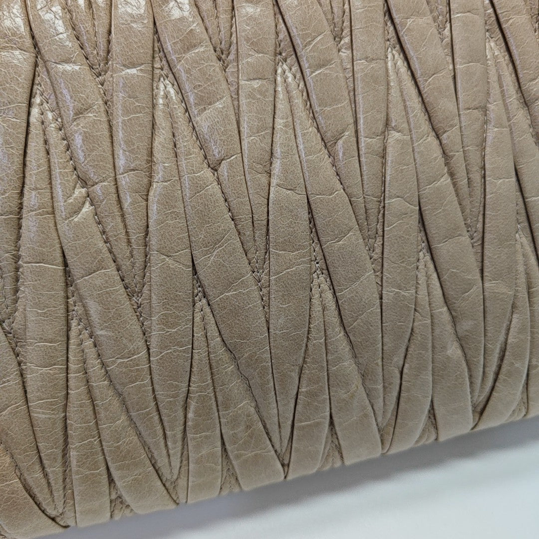 Miu Délice Quilted Lambskin Beige
