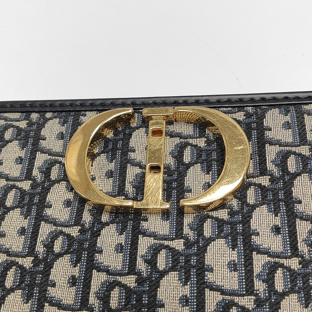 30 Montaigne Oblique Canvas Blue