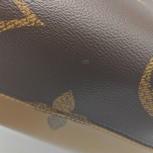 ONTHEGO MM Lona Monogram Revestida Marrón