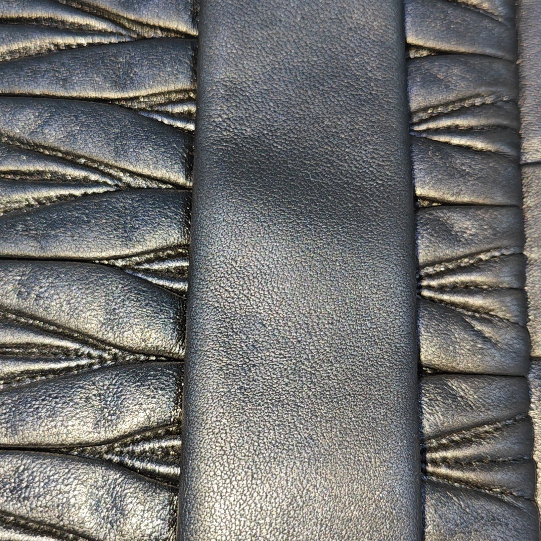Quilted Lambskin Shoulder Bag Silver