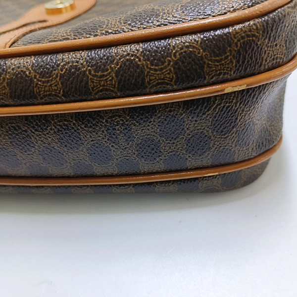 Coated Canvas Brown